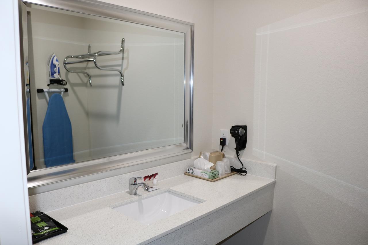 Scottish Inn & Suites - Iah Airport Humble Ngoại thất bức ảnh
